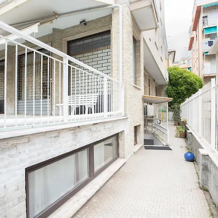 公寓 Casa Angerin 2 *