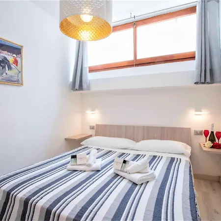 公寓 Casa Angerin 2 *